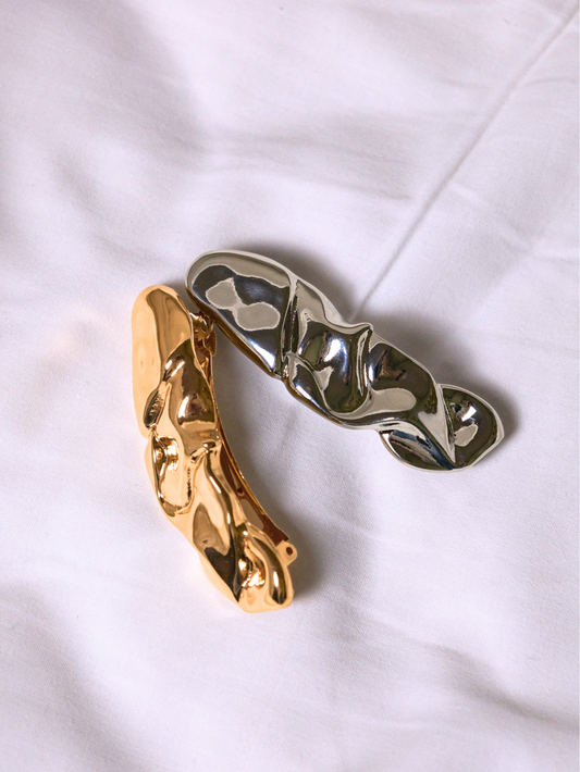 Sculpted Clip